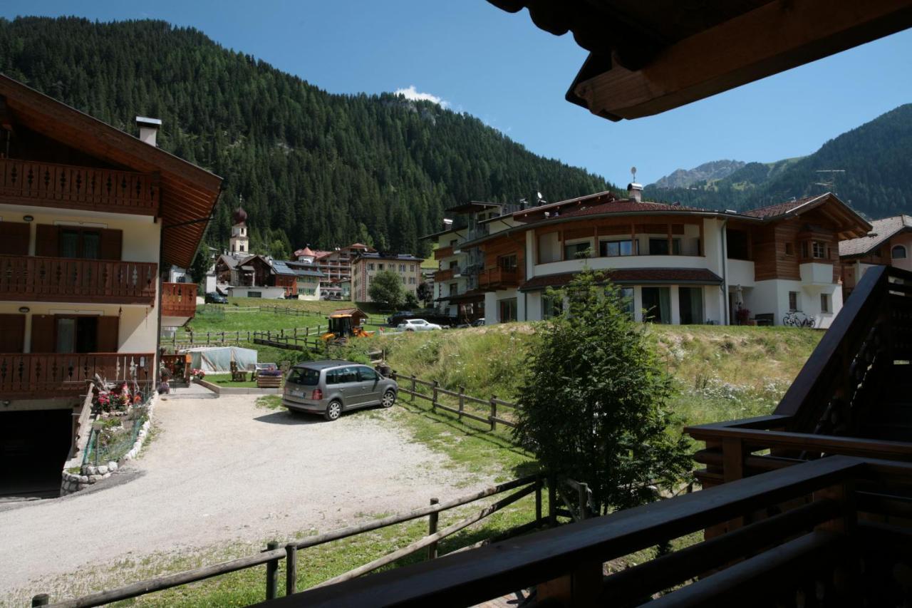 Villetta Ai Pini Deluxe Canazei Exterior foto